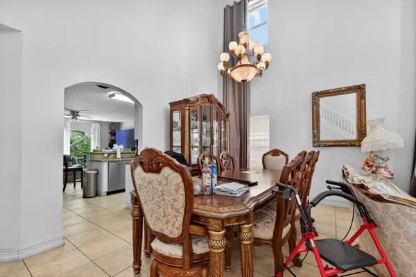 Coral Springs, FL 33067,6124 NW 40th ST