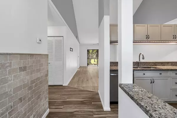 Boca Raton, FL 33431,416 Buttonwood PL