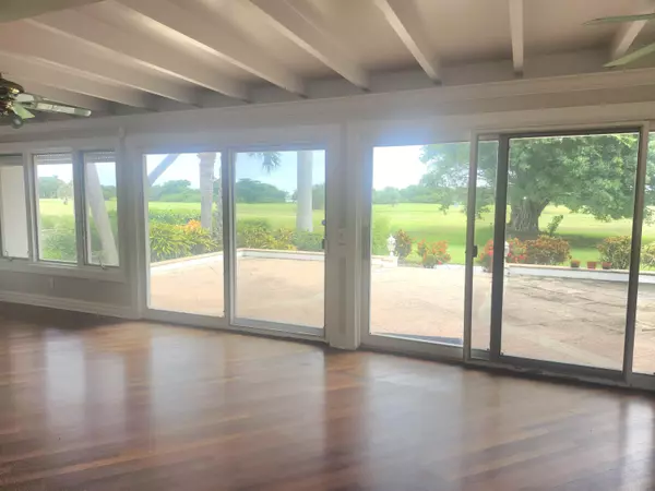 Lake Worth Beach, FL 33460,814 N Golfview RD