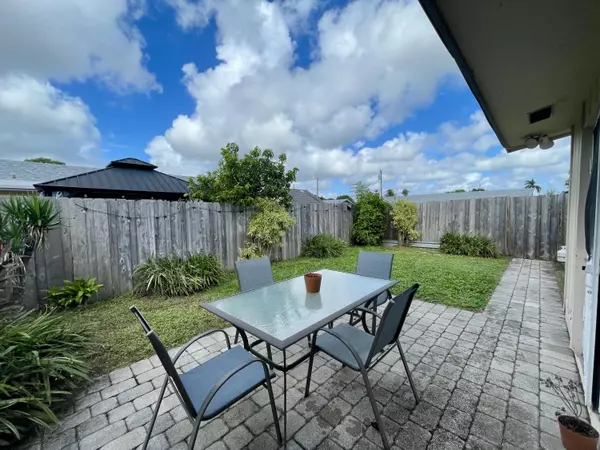 West Palm Beach, FL 33415,5064 Michigan AVE 6b