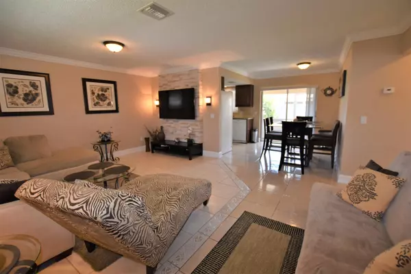 5064 Michigan AVE 6b, West Palm Beach, FL 33415