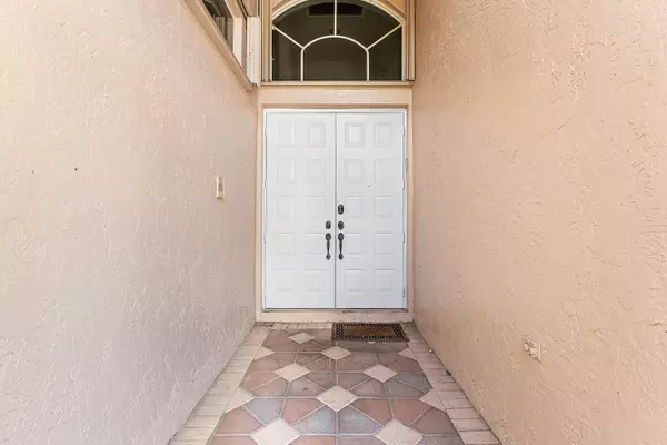 Boynton Beach, FL 33472,6959 Fairway Lakes DR