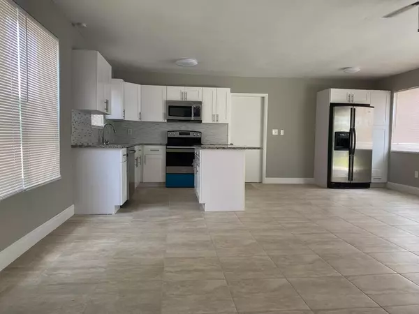 Deerfield Beach, FL 33064,200 NE 43rd ST