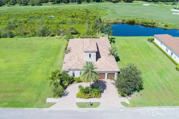 138 SE Via San Marino, Port Saint Lucie, FL 34984