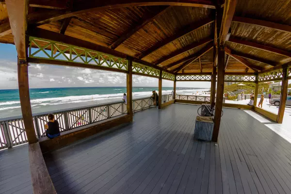 Boca Raton, FL 33432,122 NW Gardner ST