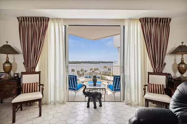 Palm Beach, FL 33480,2860 S Ocean BLVD 602