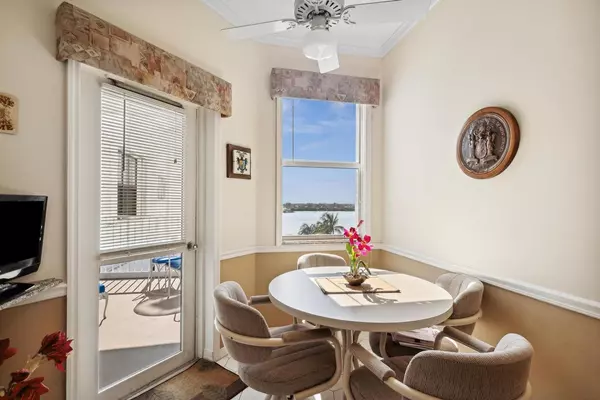 Palm Beach, FL 33480,2860 S Ocean BLVD 602