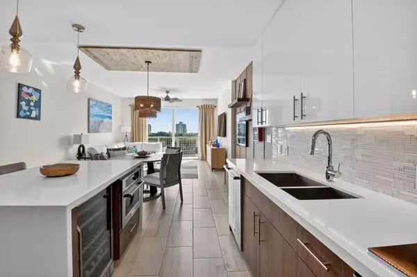 Delray Beach, FL 33483,236 SE Fifth AVE 405