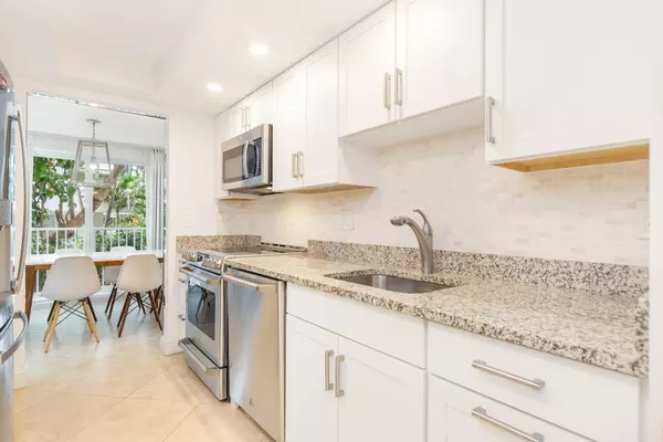 Palm Beach, FL 33480,350 S Ocean BLVD 107