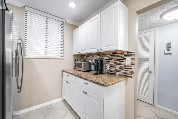 Lake Worth, FL 33467,4381 Trevi CT 202