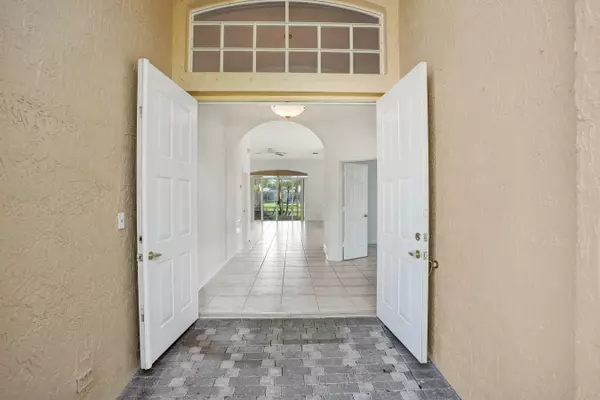 Delray Beach, FL 33446,15874 Vivanco ST