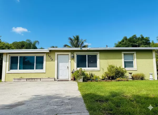 3232 Giuliano AVE, Lake Worth, FL 33461