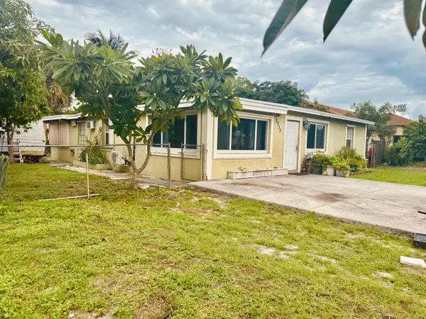 Lake Worth, FL 33461,3232 Giuliano AVE
