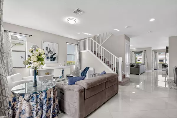 Lake Worth, FL 33463,7303 Estero DR