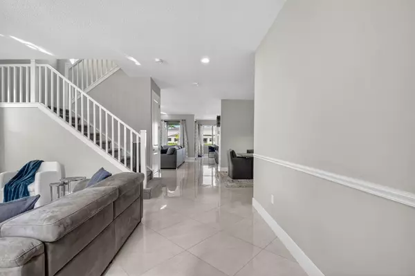 Lake Worth, FL 33463,7303 Estero DR