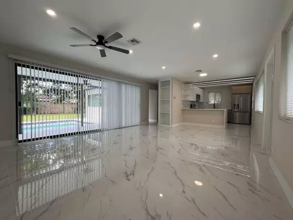 Fort Lauderdale, FL 33312,3621 Riverland RD