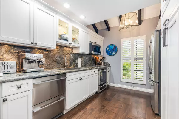 Fort Lauderdale, FL 33301,810 SE 2nd ST F