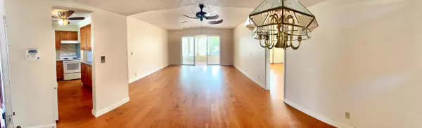 Palm Springs, FL 33461,705 Lori DR 204