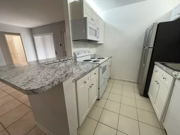 Boynton Beach, FL 33435,28 Crossings CIR B