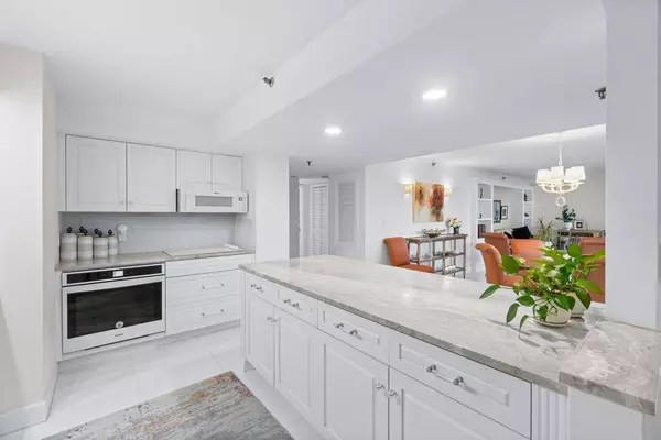 Highland Beach, FL 33487,3407 S Ocean BLVD 1d