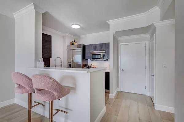 West Palm Beach, FL 33401,550 Okeechobee BLVD 1218