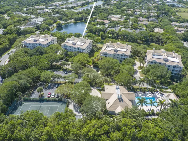 601 N Swim Club DR Phb, Indian River Shores, FL 32963