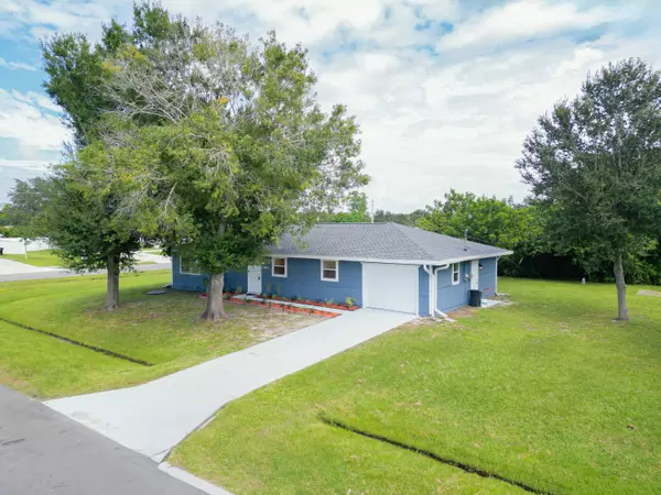 1801 SW Beeker ST, Port Saint Lucie, FL 34953