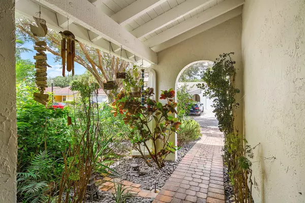 Boca Raton, FL 33433,6104 Belleza LN