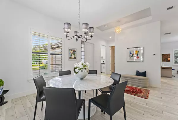 West Palm Beach, FL 33401,2908 Gin Berry WAY