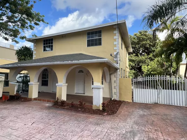 423 SW 7th ST, Miami, FL 33130