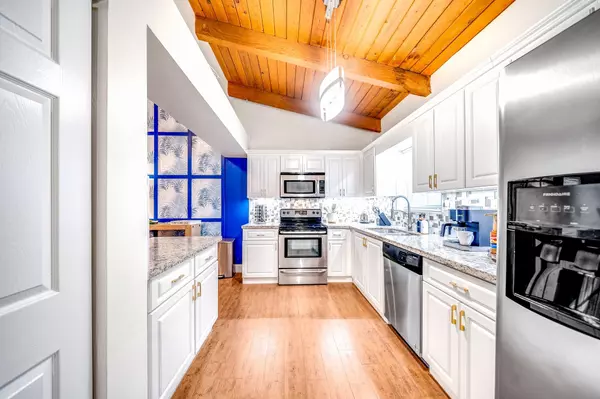 Delray Beach, FL 33444,2470 Douglas AVE