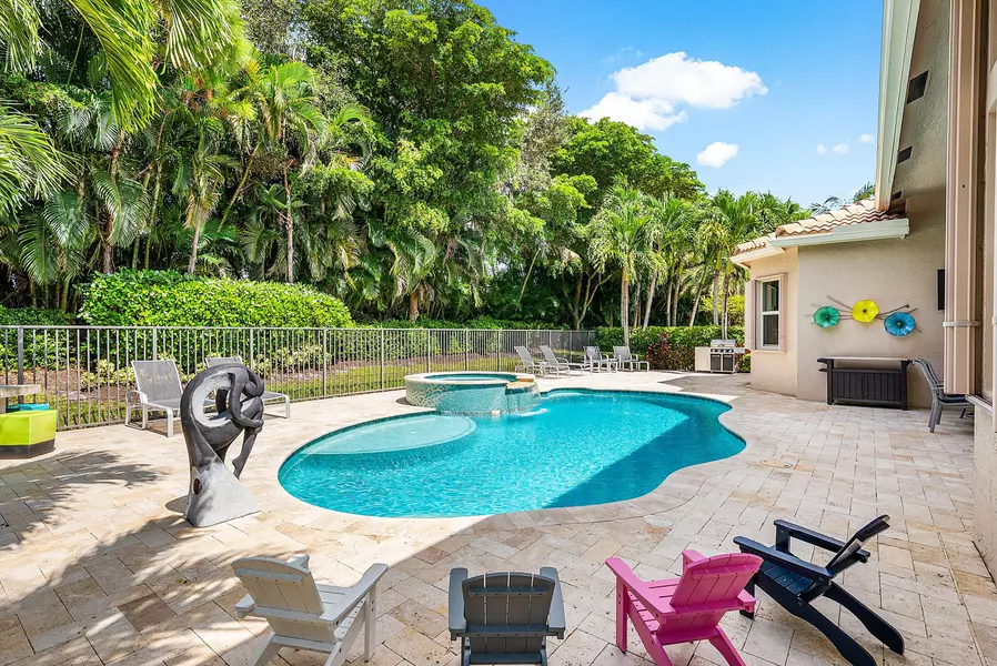 10612 Whitewind CIR, Boynton Beach, FL 33473