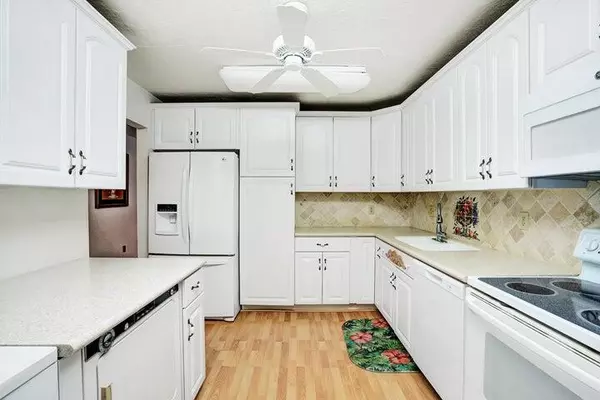 Boynton Beach, FL 33436,14 Westgate LN D