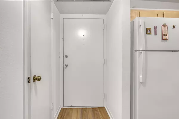 Tamarac, FL 33319,5190 E Sabal Palm BLVD 216