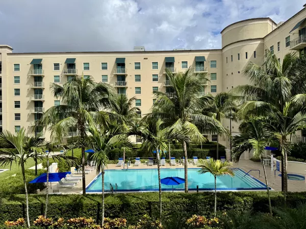 West Palm Beach, FL 33401,610 Clematis ST 427