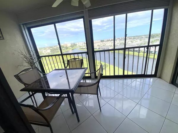 Delray Beach, FL 33446,14426 Amberly LN 808