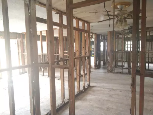 West Palm Beach, FL 33406,1349 Victoria DR