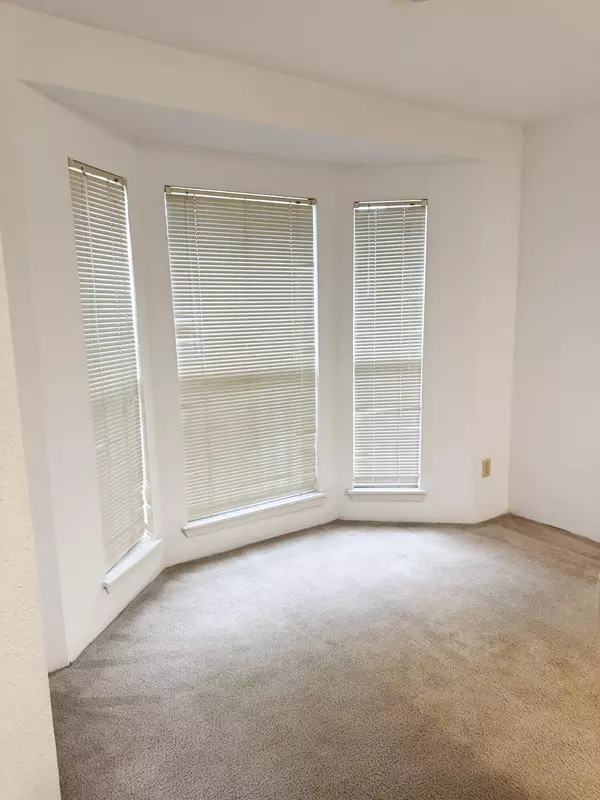 Coral Springs, FL 33071,977 Riverside DR 232