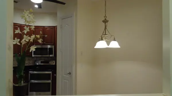 Vero Beach, FL 32967,1825 Bridgepointe CIR 14