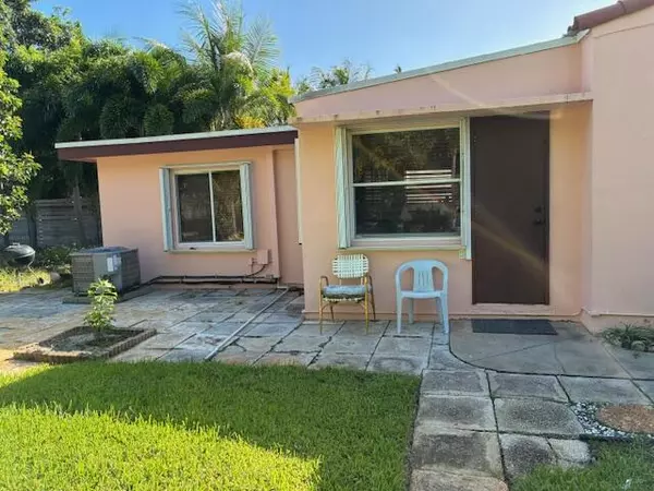 Boynton Beach, FL 33435,617 NE 8th AVE