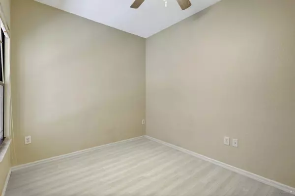 Palm Beach Gardens, FL 33410,2807 Veronia DR 106