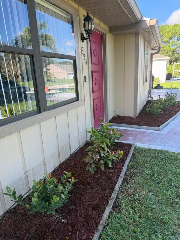 534 NW Billiar AVE, Port Saint Lucie, FL 34953