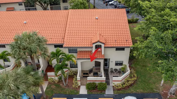 Deerfield Beach, FL 33442,2612 Congressional WAY