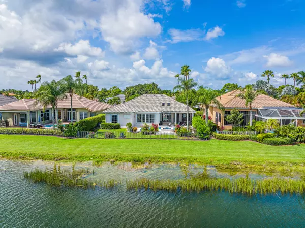 West Palm Beach, FL 33412,8933 Lakes BLVD