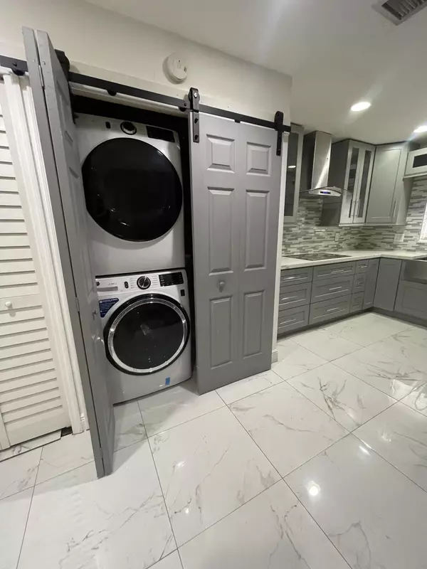 Coconut Creek, FL 33063,3011 NW N 48th AVE