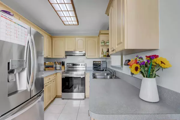 Greenacres, FL 33463,317 Perry AVE