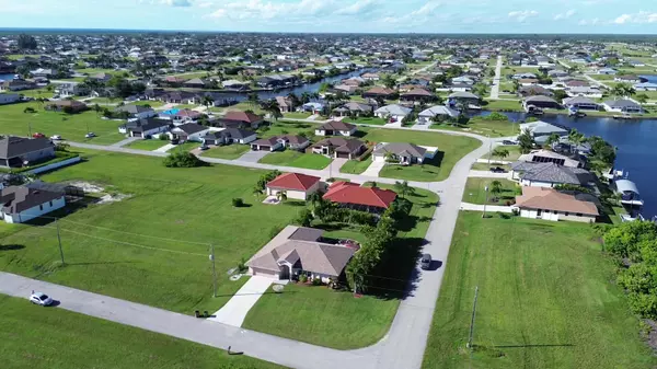 Cape Coral, FL 33993,3325 NW 8th TER