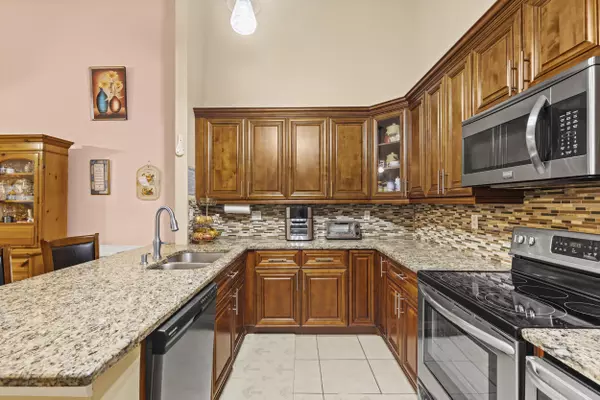 West Palm Beach, FL 33415,1175 Shibumy CIR A