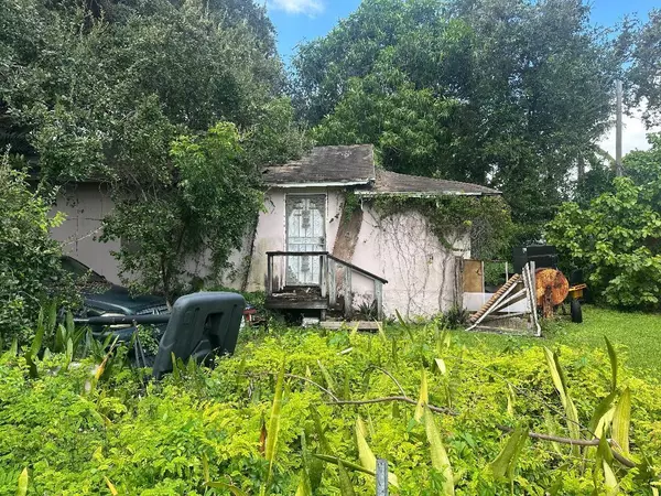 Miami, FL 33127,262 NW 58th ST