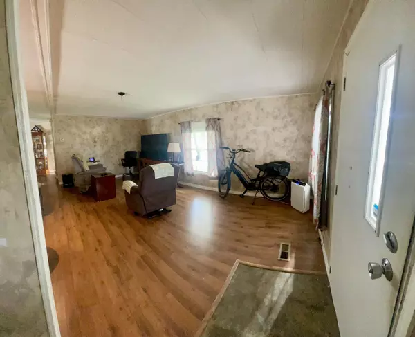 Port Saint Lucie, FL 34952,19 Flores WAY